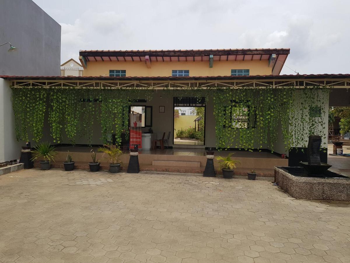 Villetta House Syariah Kudus ภายนอก รูปภาพ