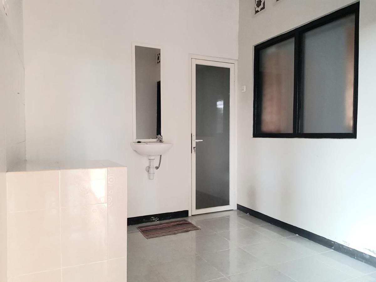 Villetta House Syariah Kudus ภายนอก รูปภาพ