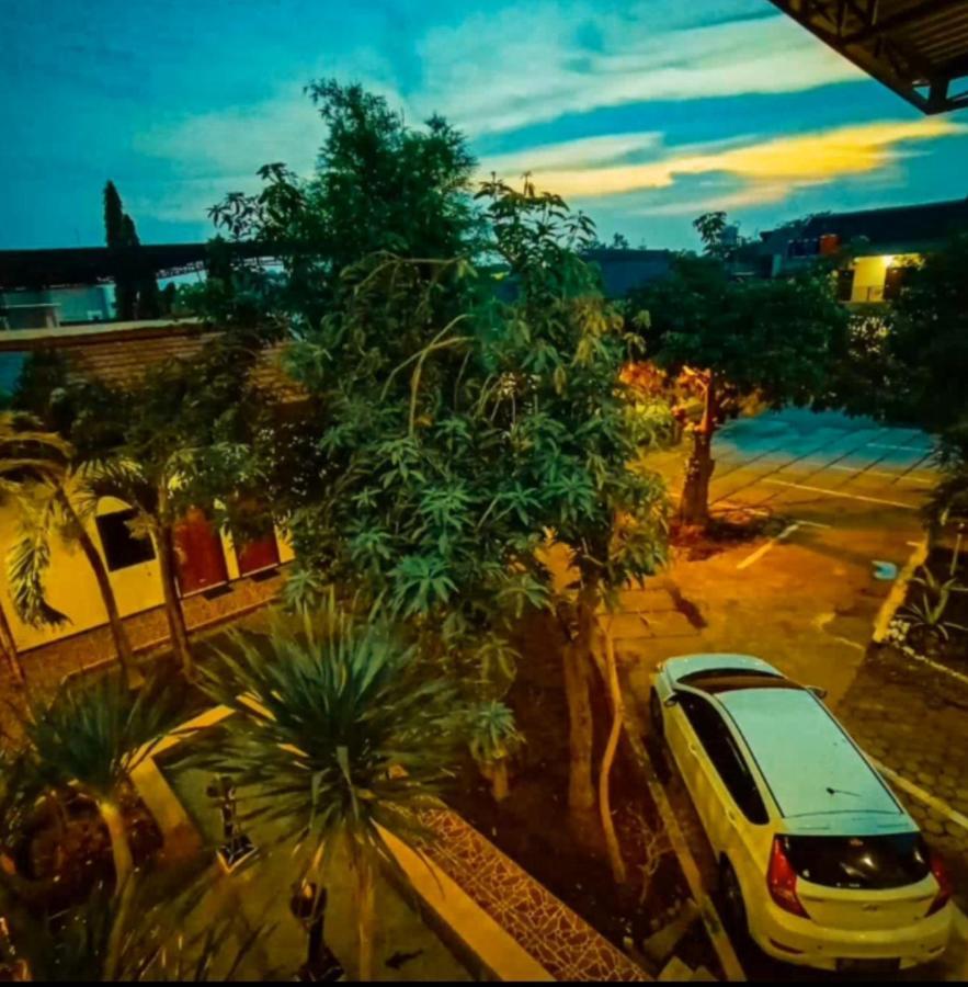 Villetta House Syariah Kudus ภายนอก รูปภาพ