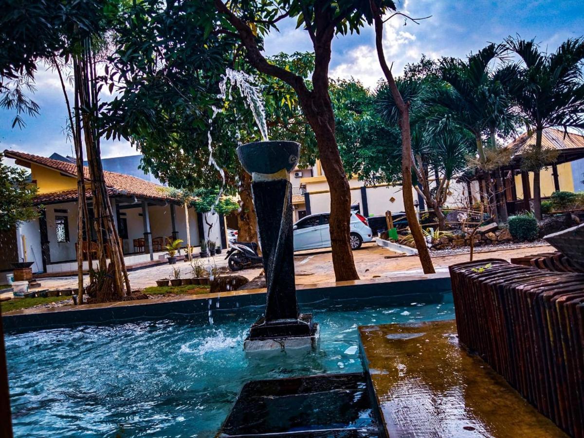 Villetta House Syariah Kudus ภายนอก รูปภาพ